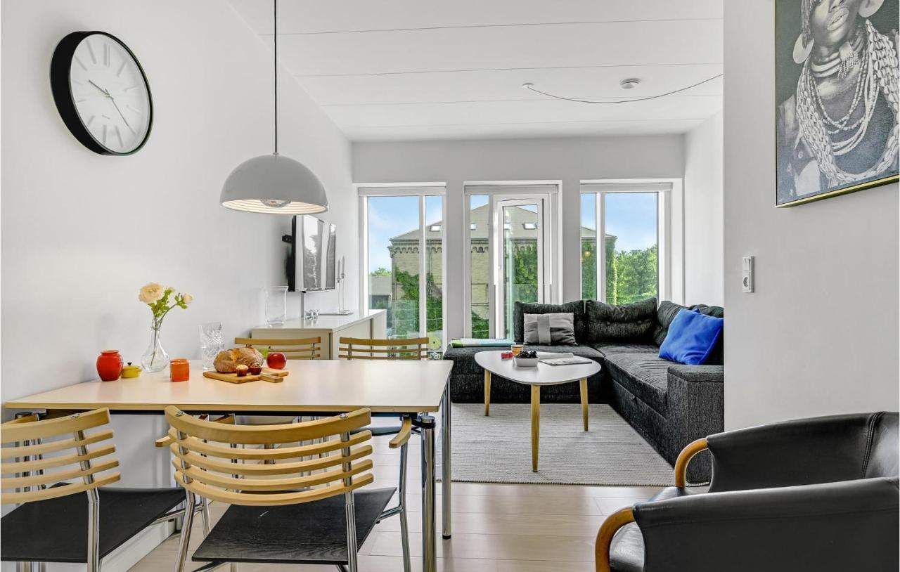 Gorgeous Apartment In Aarhus C With Wifi Ngoại thất bức ảnh